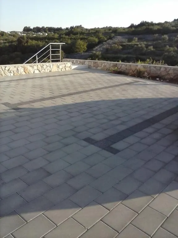 Apartment Nena Krk Town Croazia