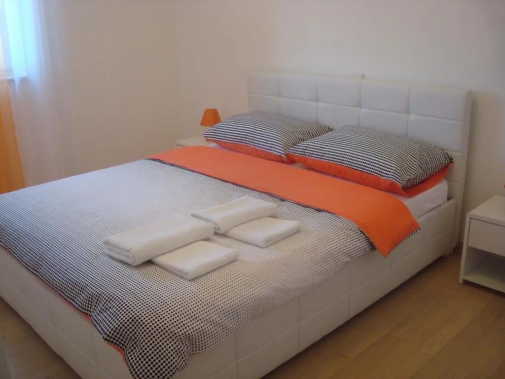 Apartment Nena Krk Town