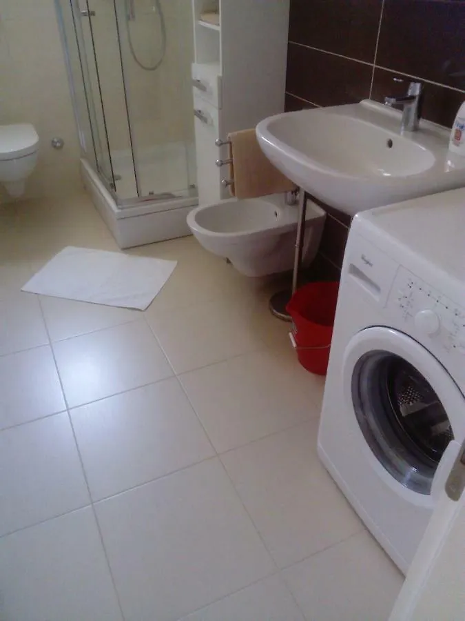 Apartment Nena Krk Town 0*,  Croazia