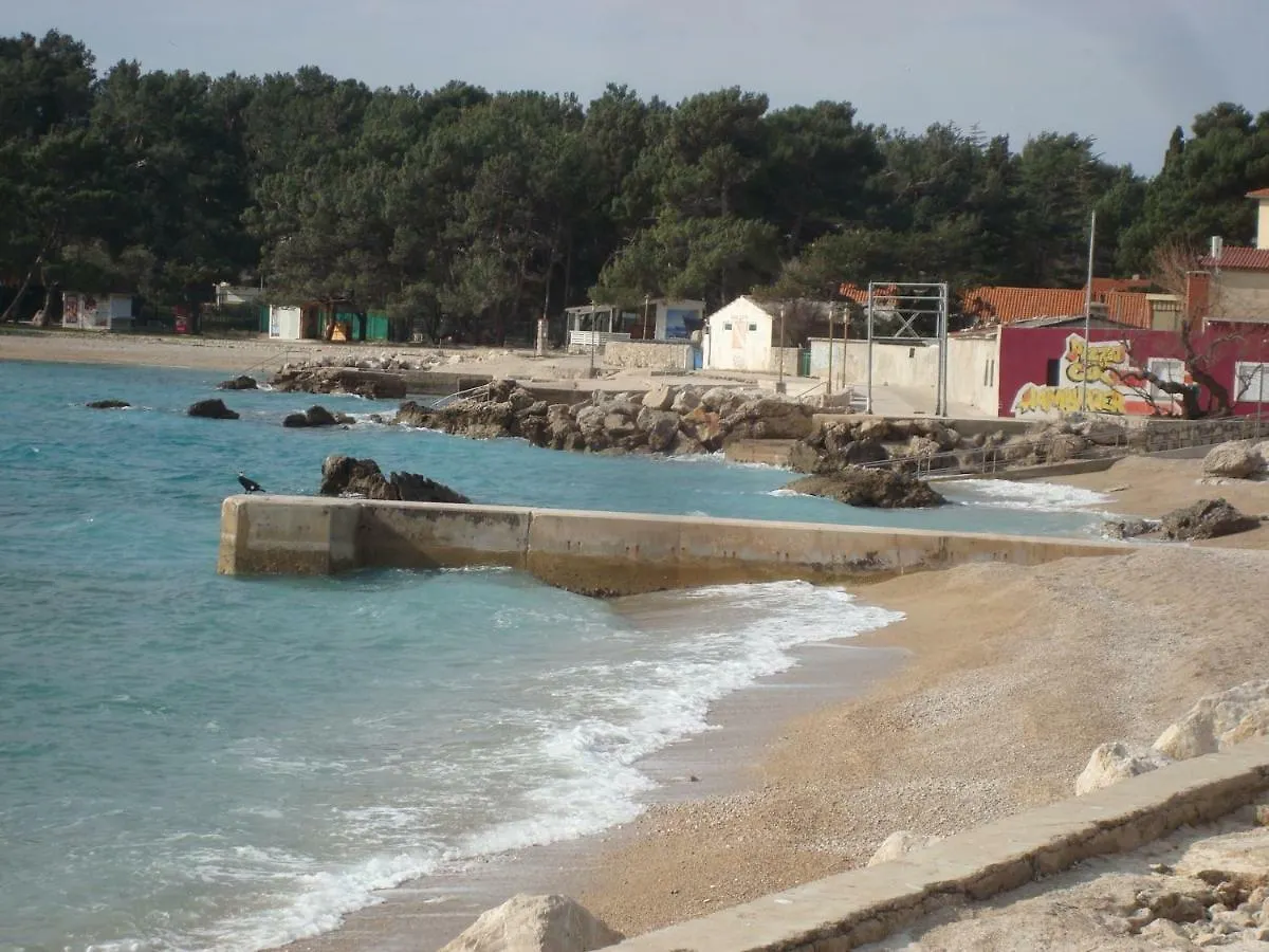 Apartment Nena Krk Island  크르크